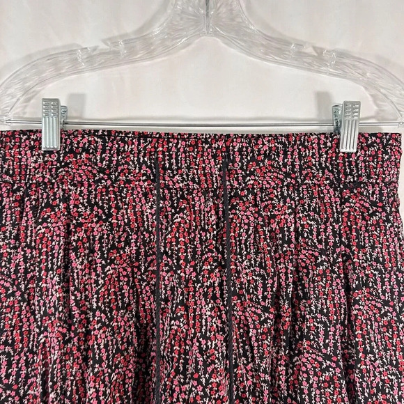 Ann Taylor Loft Shorts Women's Small Pink Red Floral Print Drawstring Pull on - Picture 2 of 7